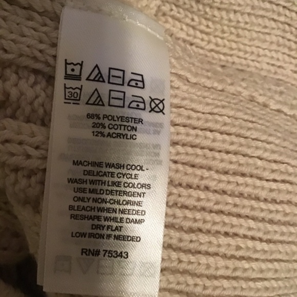 😎#55, HAPPILY GREY, new cond. gorgeous rib knit, chest=21/length=18, sleeves=21 - Picture 5 of 6